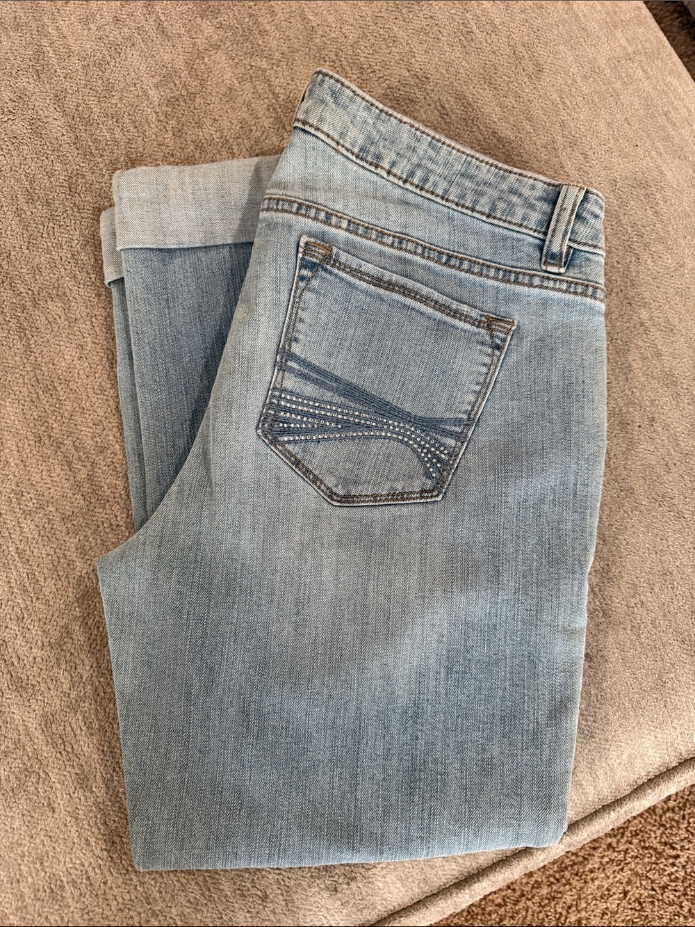 Light Blue Men's Jeans with Decorative Back Pocket